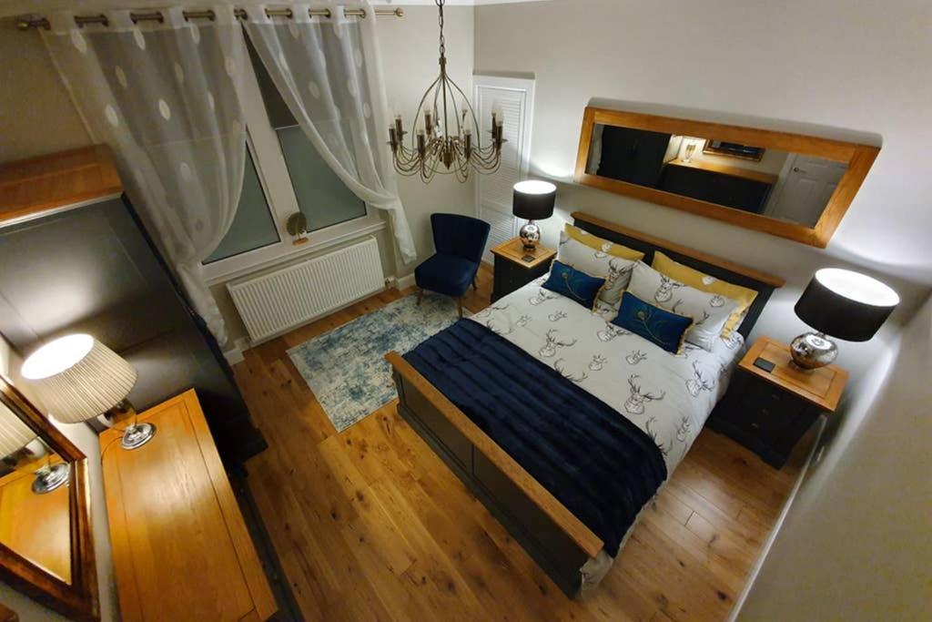 Smart & Stylish Holiday Apartment In The City Centre إينفيرنيس المظهر الخارجي الصورة